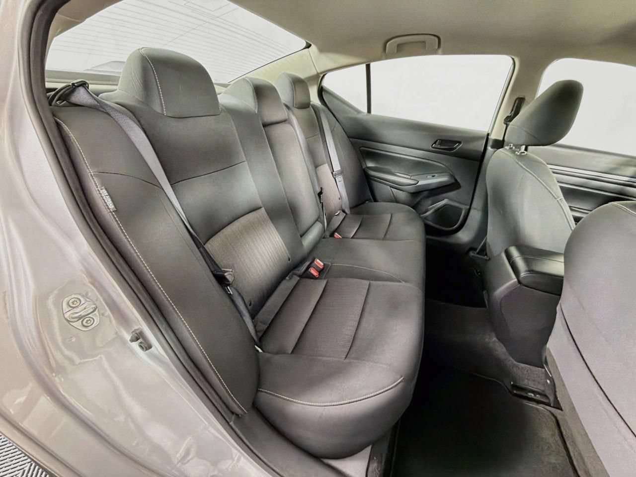 Used 2024 Nissan Altima 2.5 SV FWD image 36