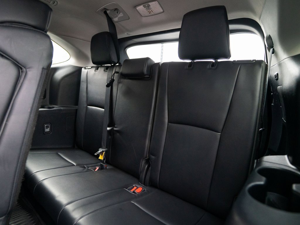 Used 2023 Toyota Highlander XLE image 35