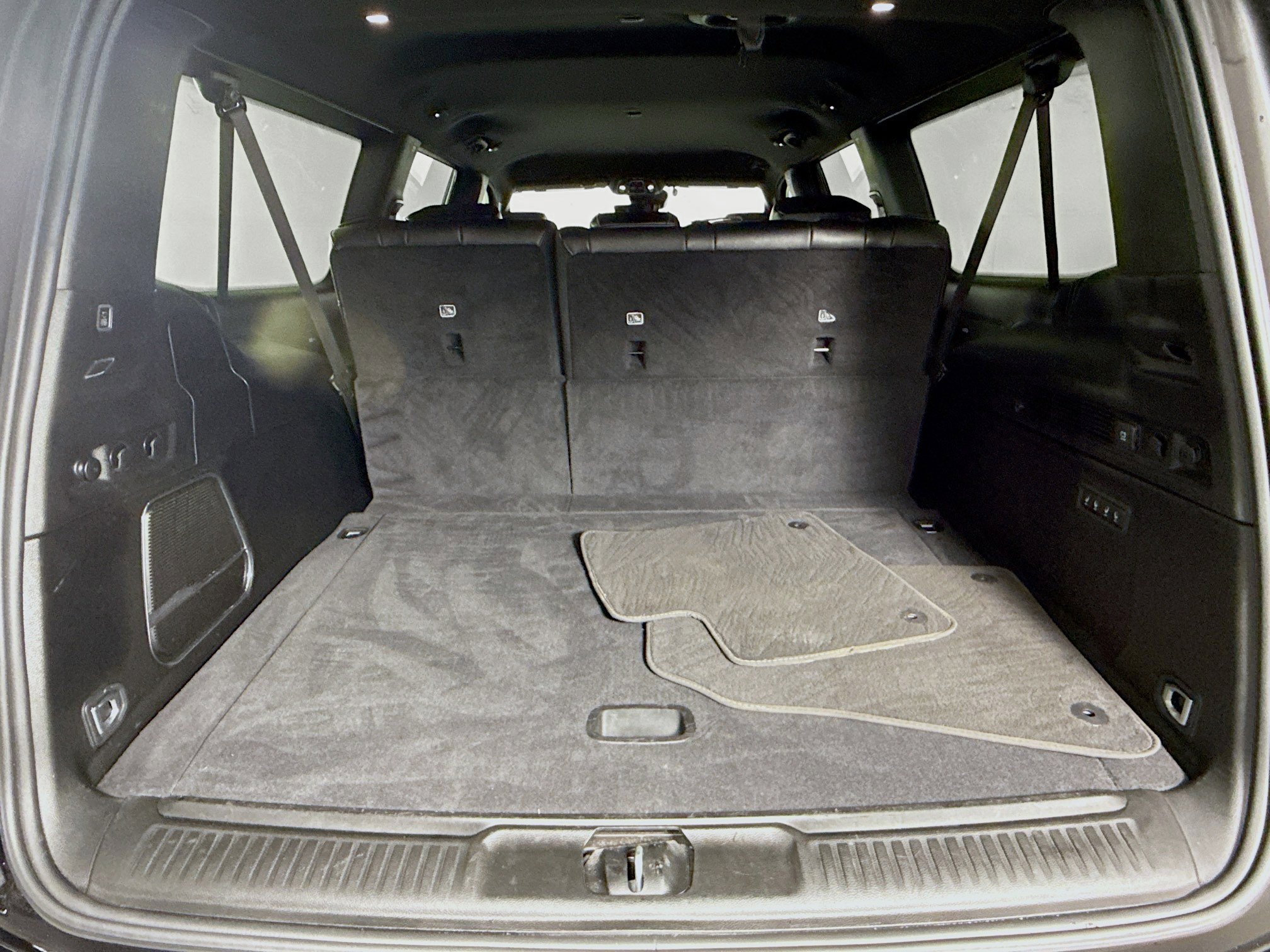 Used 2023 Jeep Wagoneer L Series II image 34