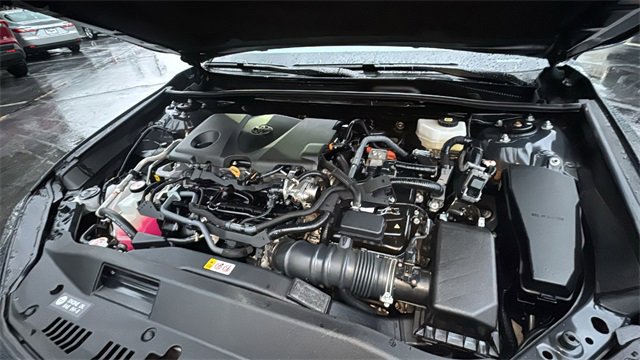 Used 2025 Toyota Camry LE image 34
