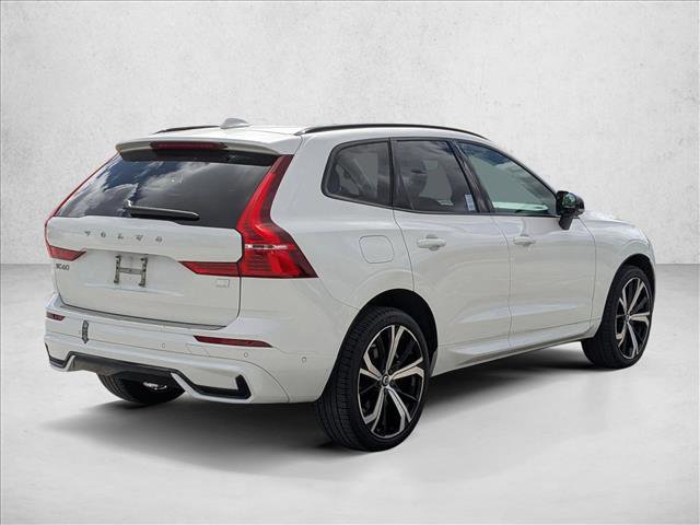 Used 2023 Volvo XC60 T8 Ultimate w/ Protection Package Premier image 5