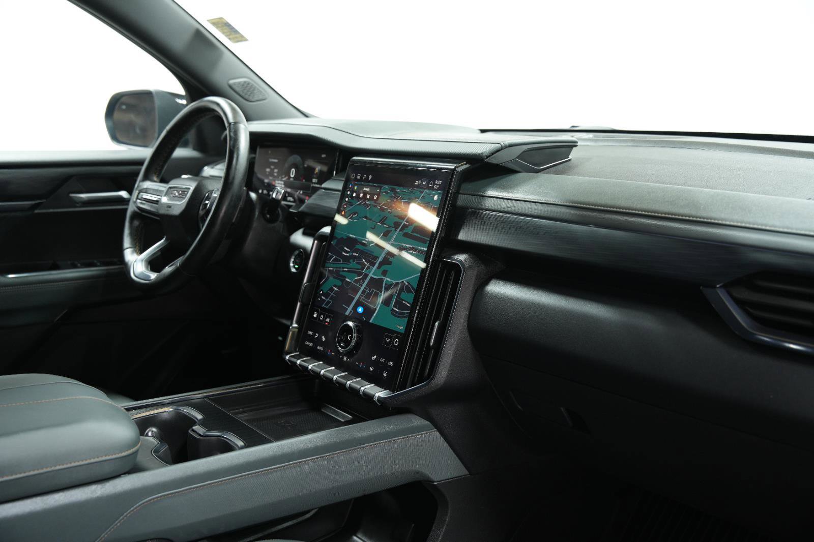 Used 2025 GMC Acadia AT4 image 23