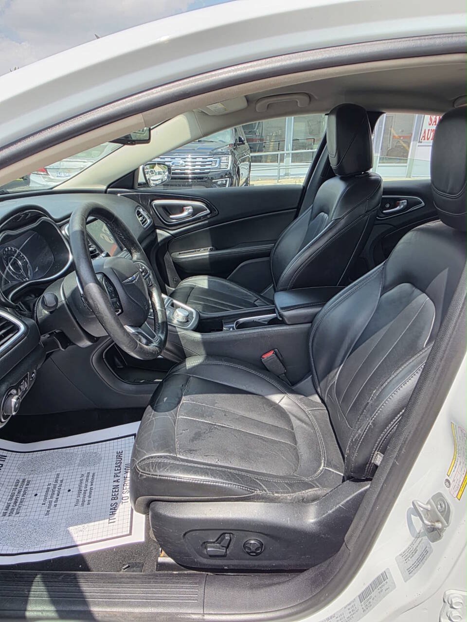 Used 2016 Chrysler 200 C FWD image 15