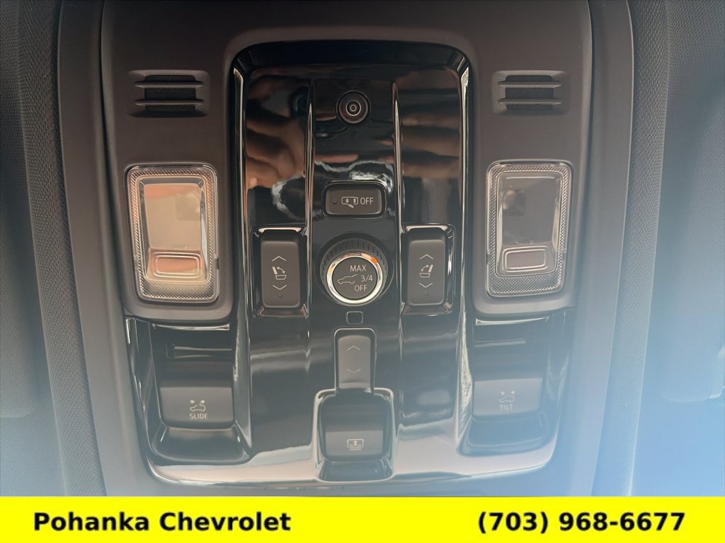 New 2026 Chevrolet Suburban High Country AWD/4WD image 18