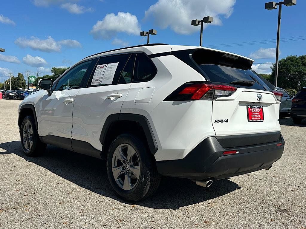 Used 2024 Toyota RAV4 XLE FWD image 3