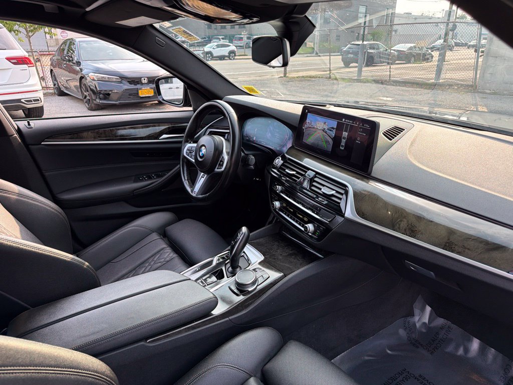 Used 2023 BMW 540i xDrive w/ M Sport Package AWD/4WD image 13