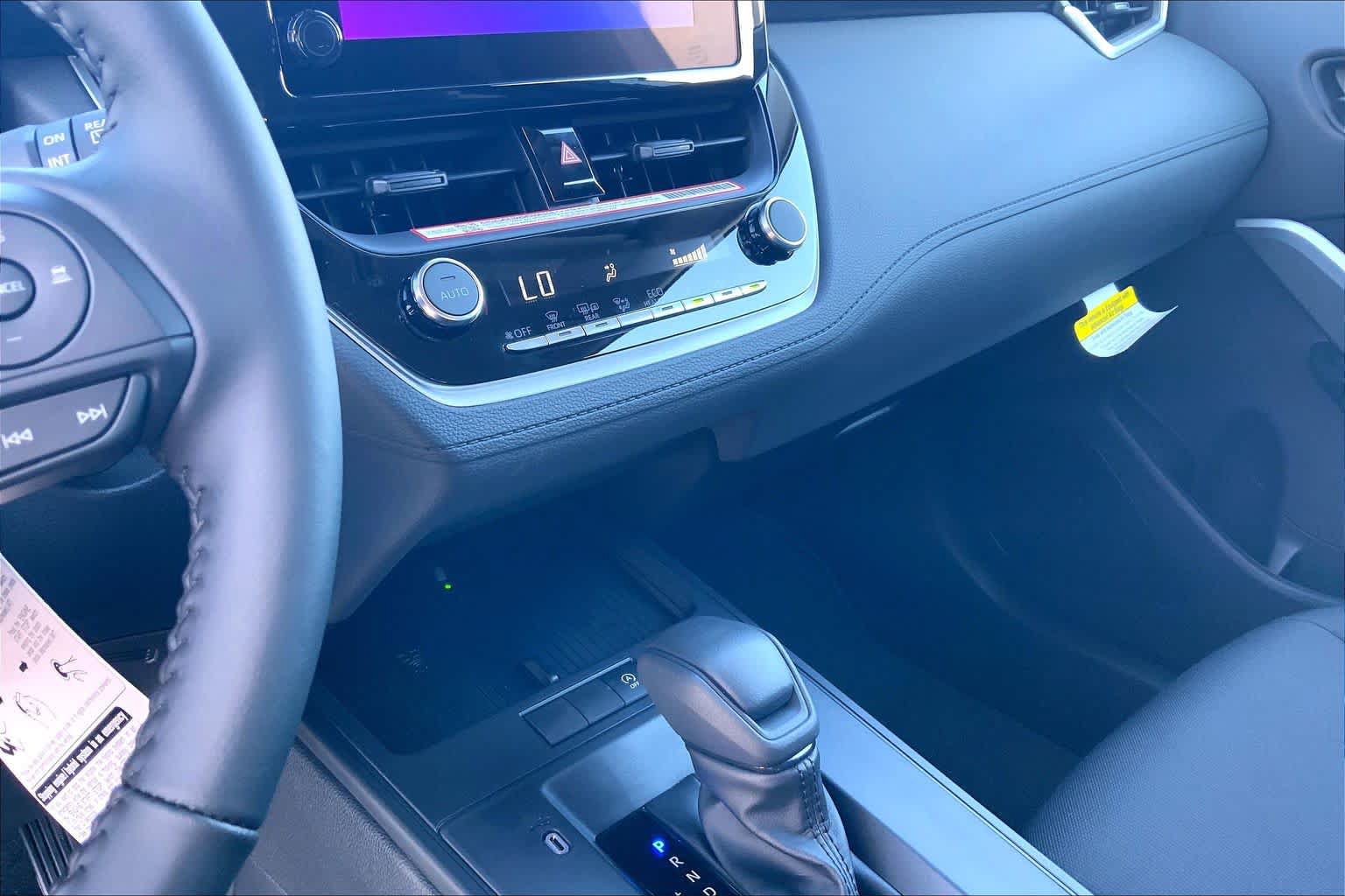 New 2026 Toyota Corolla Cross LE FWD image 19