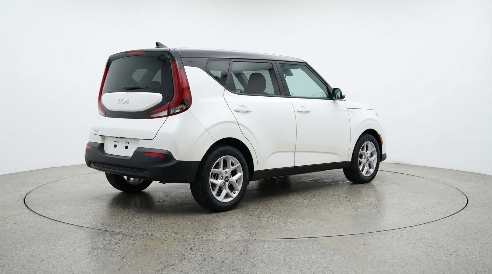 Used 2025 Kia Soul LX w/ LX Technology Package image 9