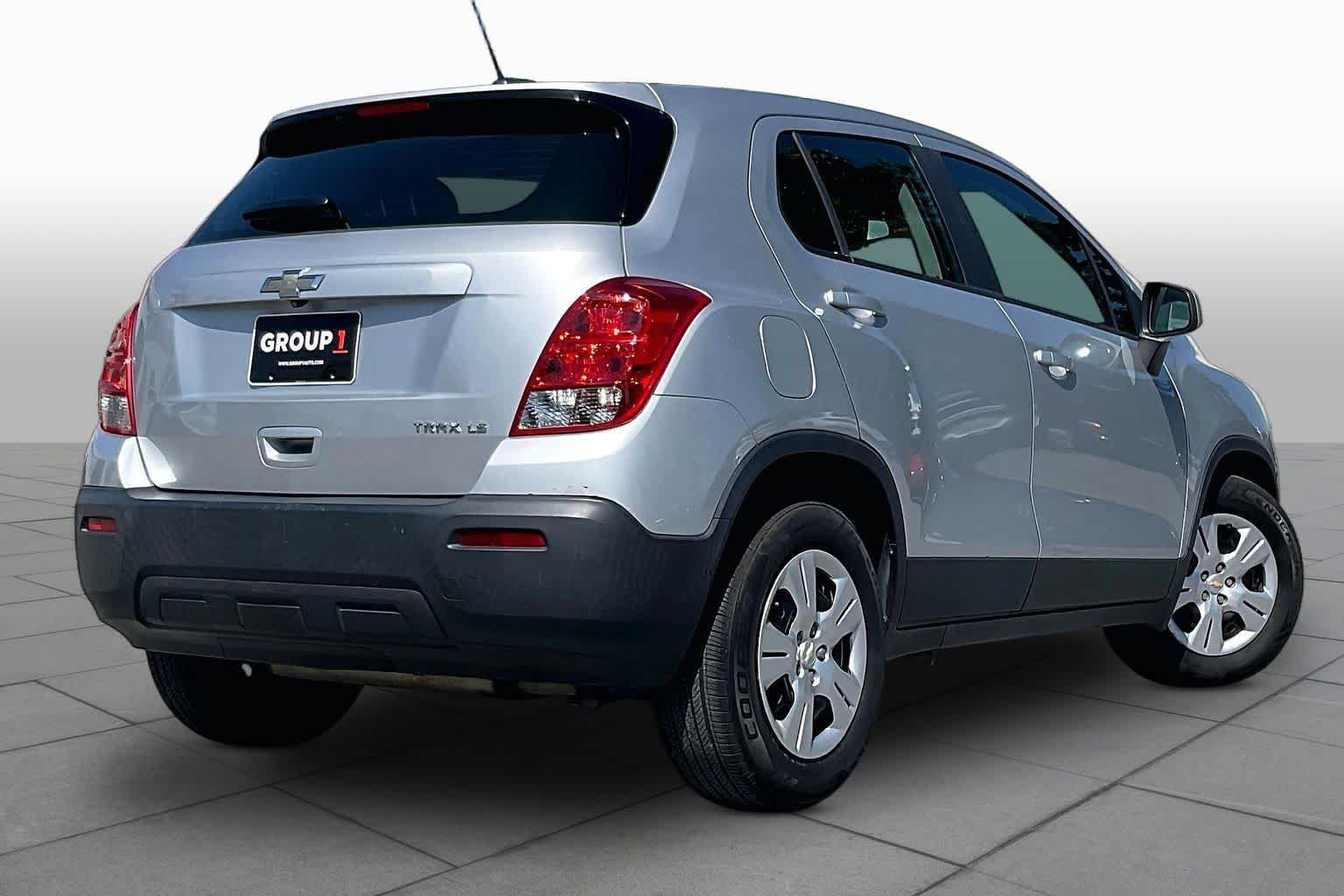 Used 2016 Chevrolet Trax LS FWD image 11