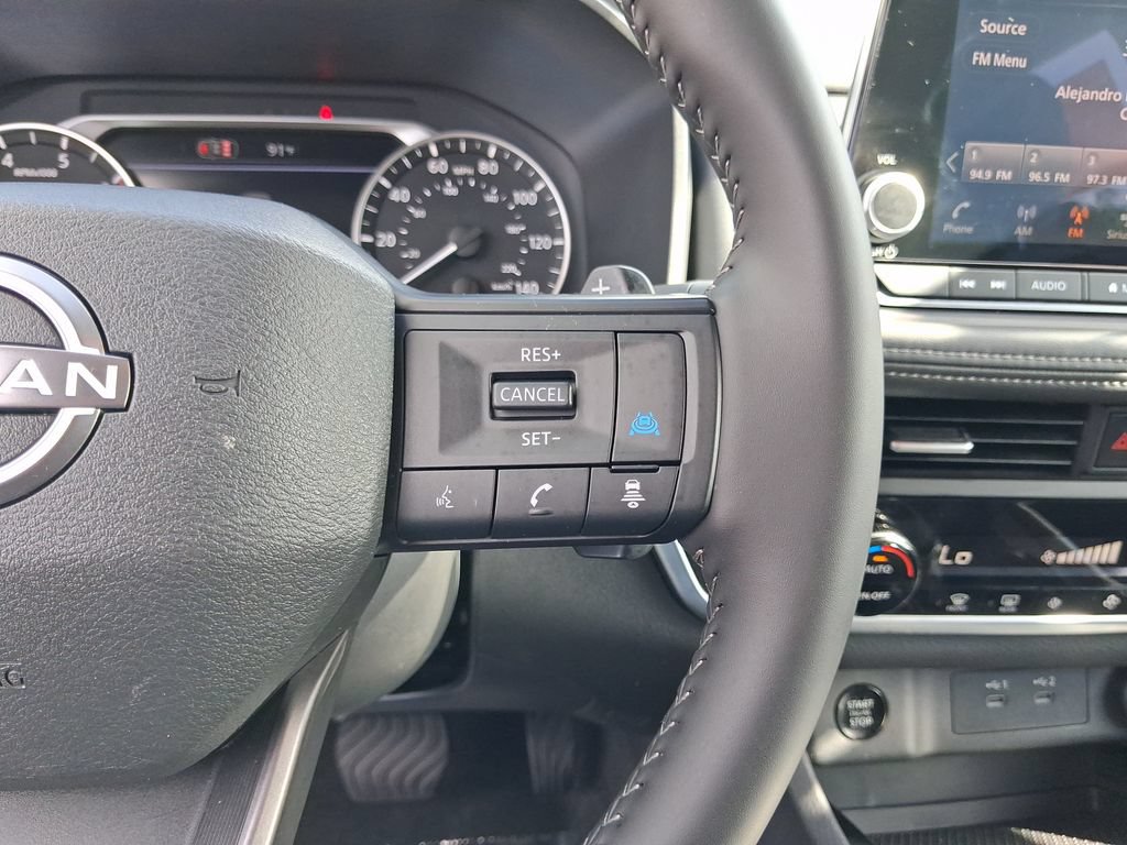 Used 2026 Nissan Rogue SV FWD image 25