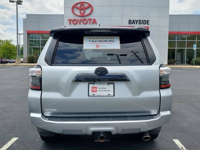 Certified 2021 Toyota 4Runner Venture w/ Moonroof Package AWD/4WD image 21