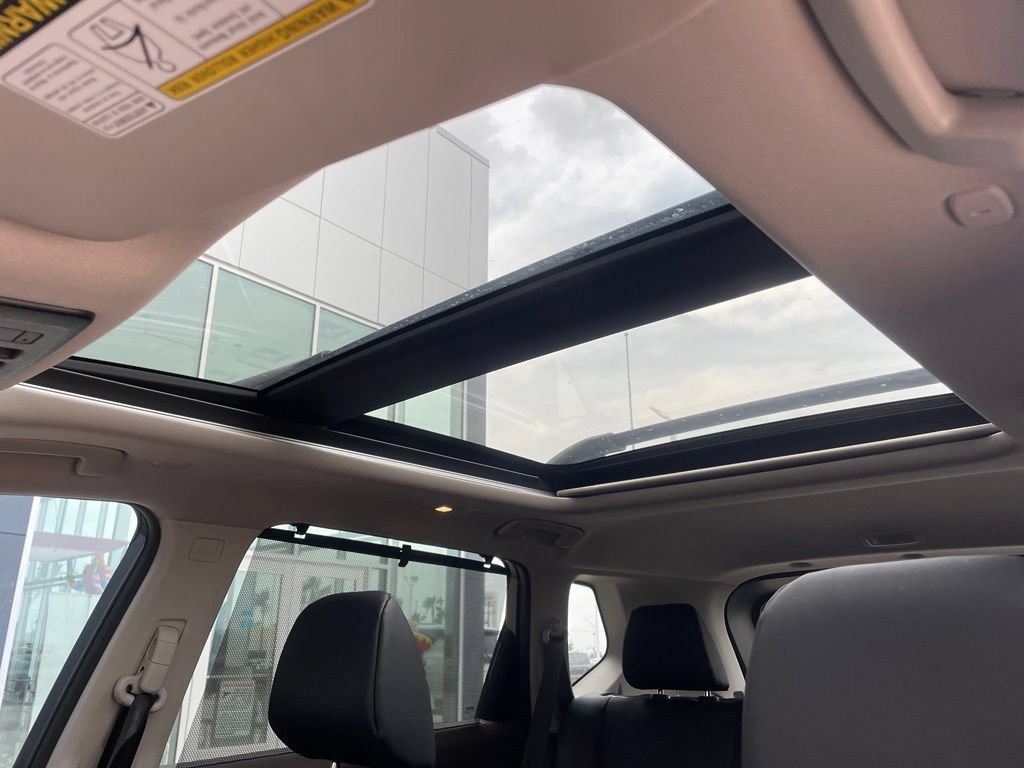 Certified 2022 Nissan Rogue SV w/ SV Premium Package FWD image 11
