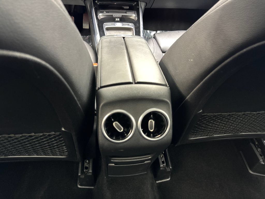 Used 2024 Mercedes-Benz GLB 250 image 63