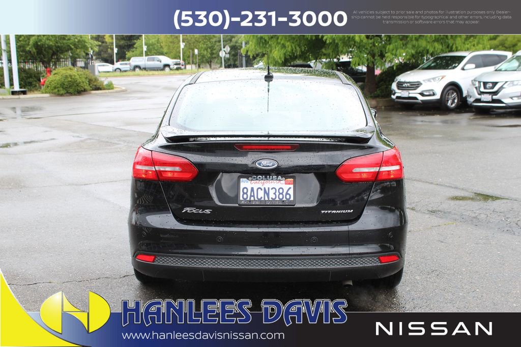 Used 2017 Ford Focus Titanium FWD image 8