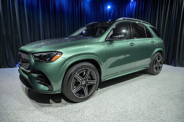 New 2026 Mercedes-Benz GLE 450 4MATIC image 1