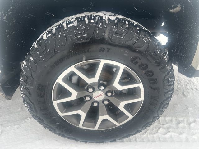 Used 2021 GMC Canyon AT4 image 12