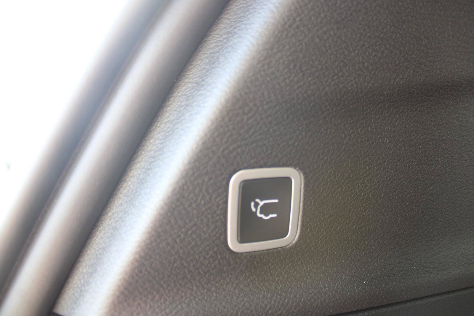 New 2026 Chrysler Pacifica Select w/ S Appearance Package FWD image 28