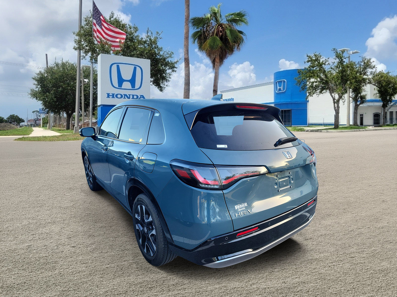 Used 2026 Honda HR-V EX-L image 5
