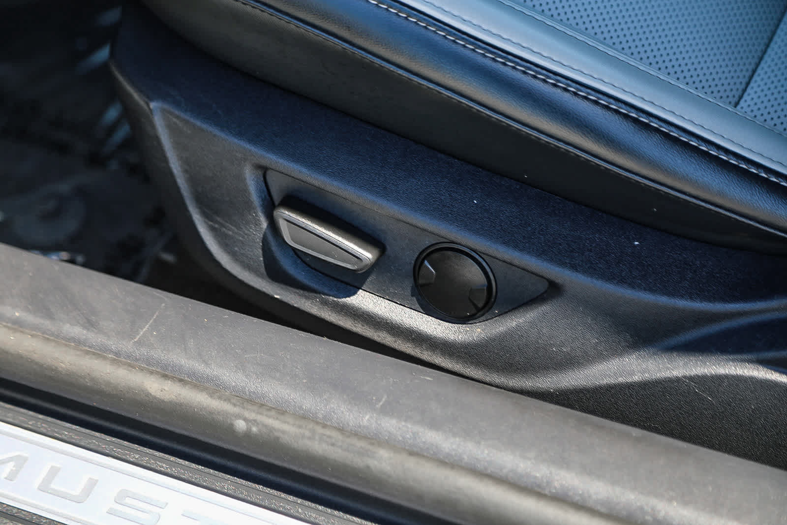 Used 2024 Ford Mustang Premium RWD image 20