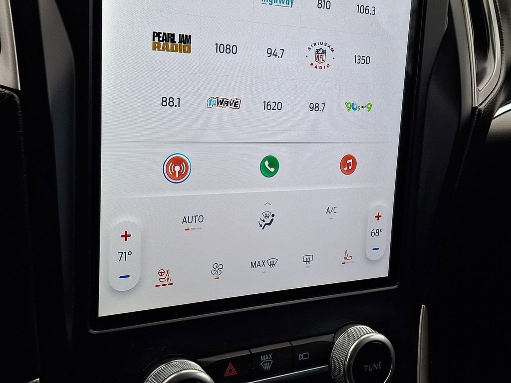 Certified 2022 Ford Edge SEL w/ Sport Appearance Package AWD/4WD image 17