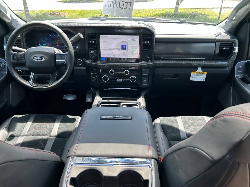 New 2026 Ford F250 Lariat w/ Black Appearance Package AWD/4WD image 10