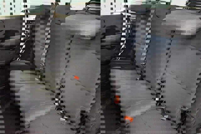 Used 2022 Jeep Wrangler Unlimited Sahara image 7