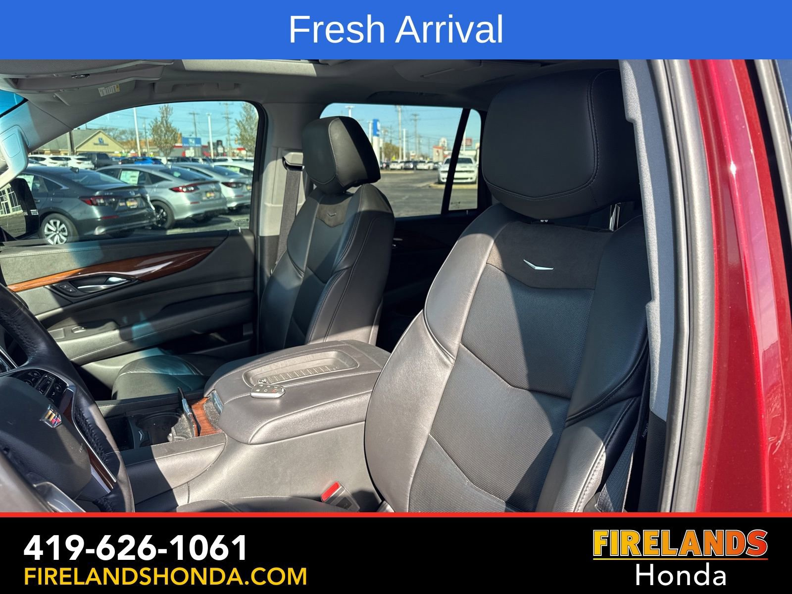 Used 2019 Cadillac Escalade Premium Luxury w/ LPO, Radiant Package image 17