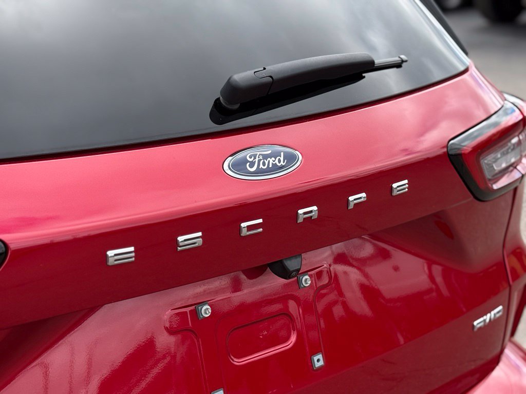 Used 2023 Ford Escape ST-Line w/ Tech Pack #1 AWD/4WD image 35