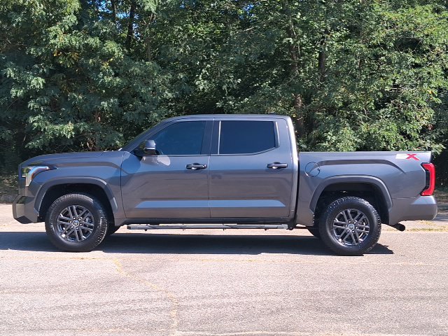 Used 2023 Toyota Tundra SR5 w/ SR5 Convenience Package AWD/4WD image 2