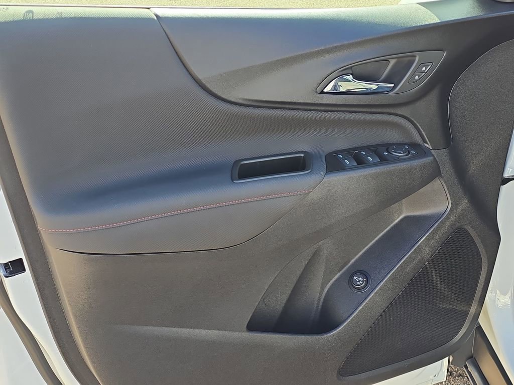 Certified 2024 Chevrolet Equinox RS image 26
