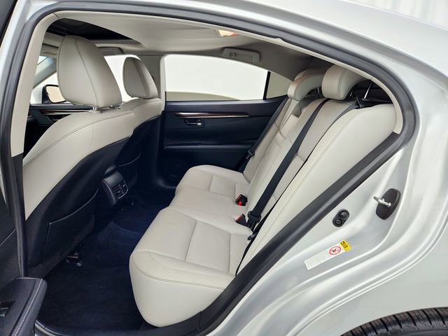 Used 2014 Lexus ES 350 350 w/ Luxury Package image 26