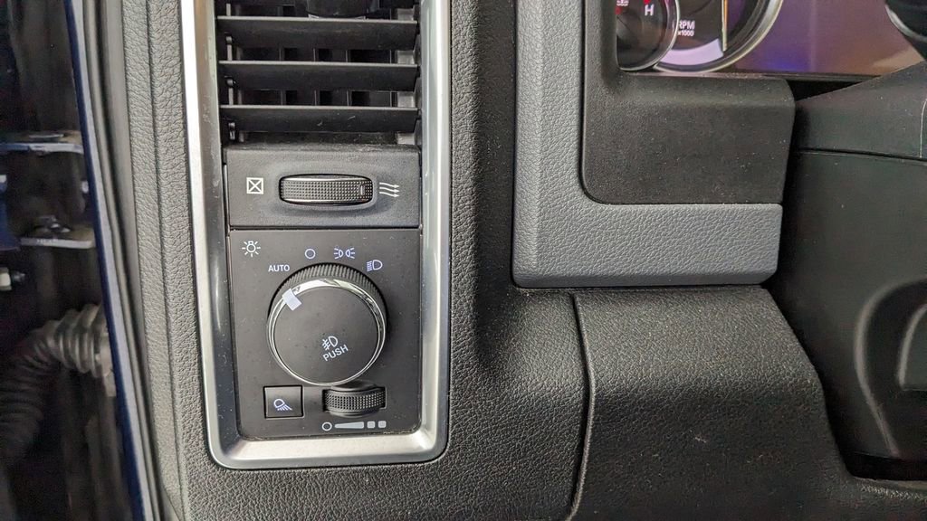 Used 2019 RAM 1500 Classic Warlock image 22