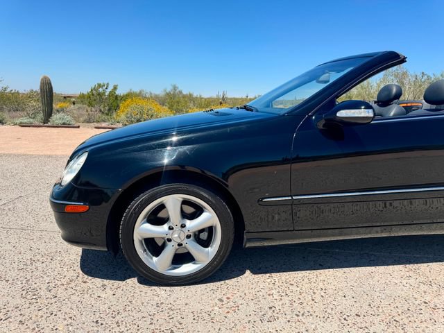 Used 2005 Mercedes-Benz CLK 320 Cabriolet image 14