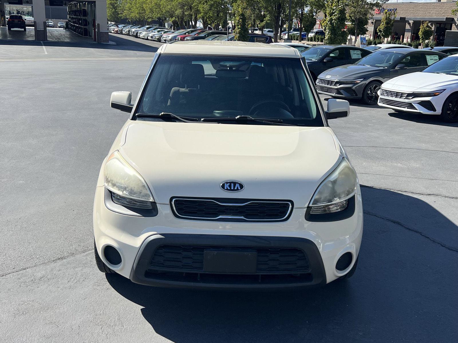 Used 2012 Kia Soul FWD image 11