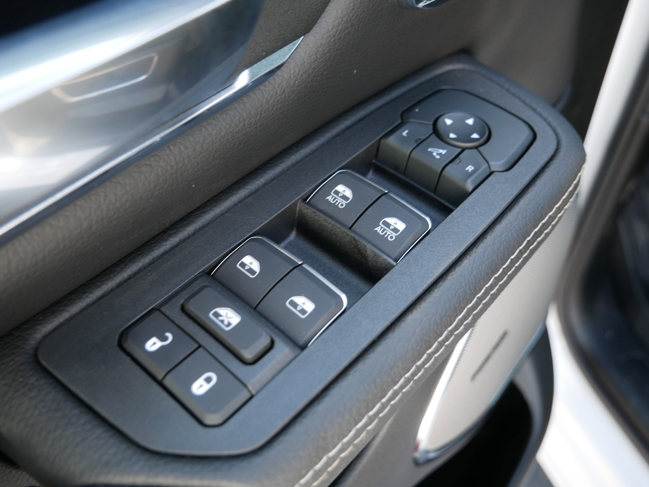 New 2026 RAM 1500 Laramie w/ Night Edition image 7