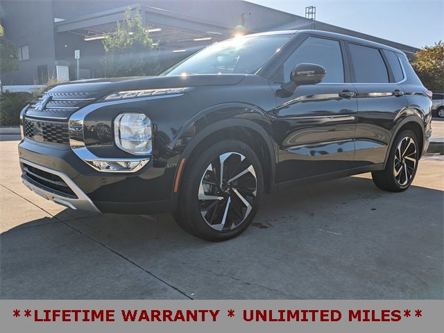 Used 2022 Mitsubishi Outlander SE image 10