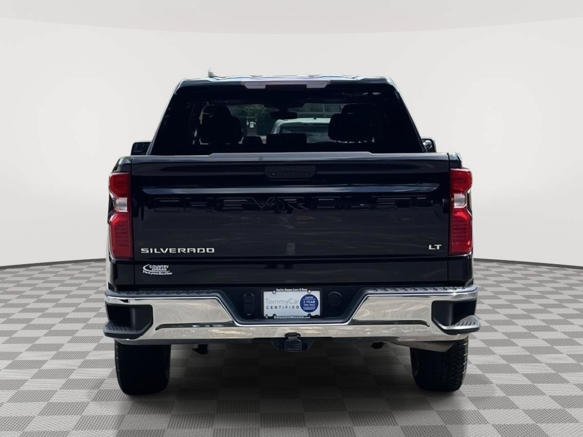 Used 2022 Chevrolet Silverado 1500 LT AWD/4WD image 5
