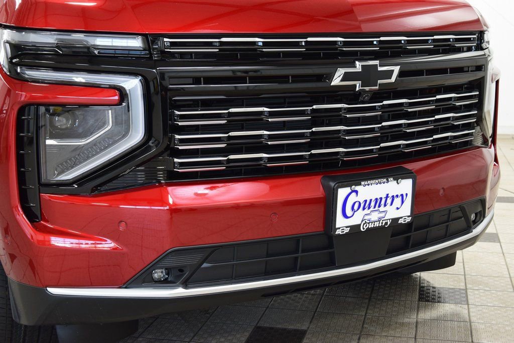 New 2026 Chevrolet Suburban High Country AWD/4WD image 13