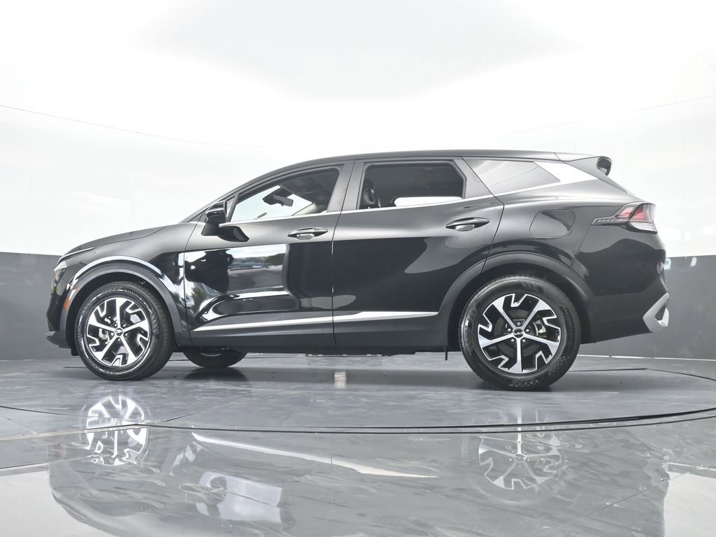 Used 2025 Kia Sportage EX image 59