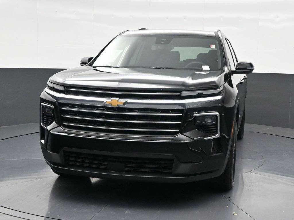 Used 2025 Chevrolet Traverse LT image 9