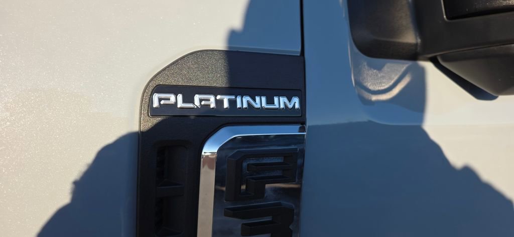 Used 2024 Ford F350 Platinum image 3