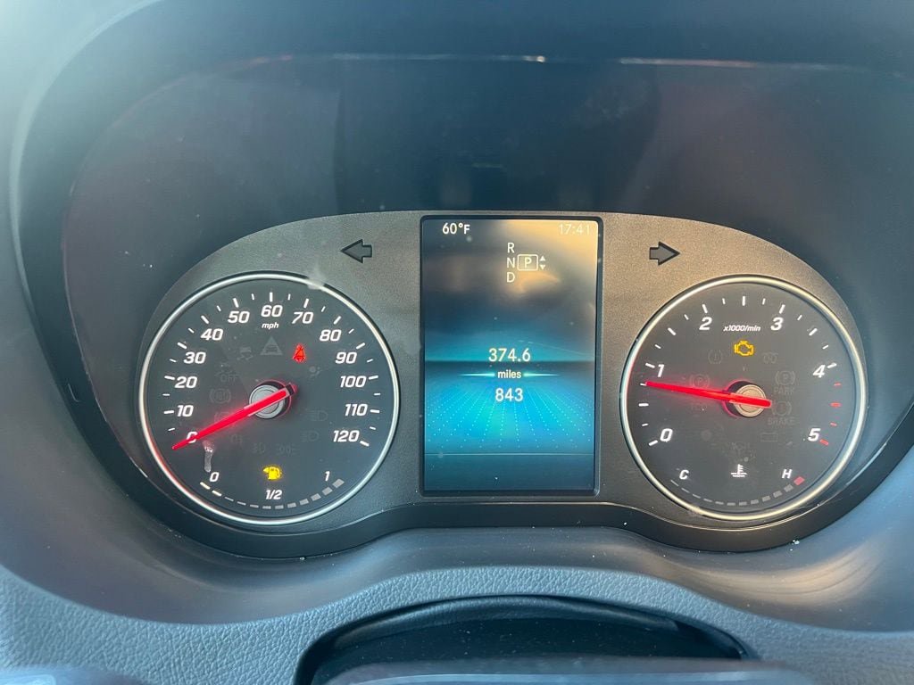 Used 2024 Mercedes-Benz Sprinter 4500 image 16