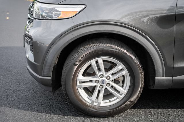 Used 2020 Ford Explorer XLT AWD/4WD image 9