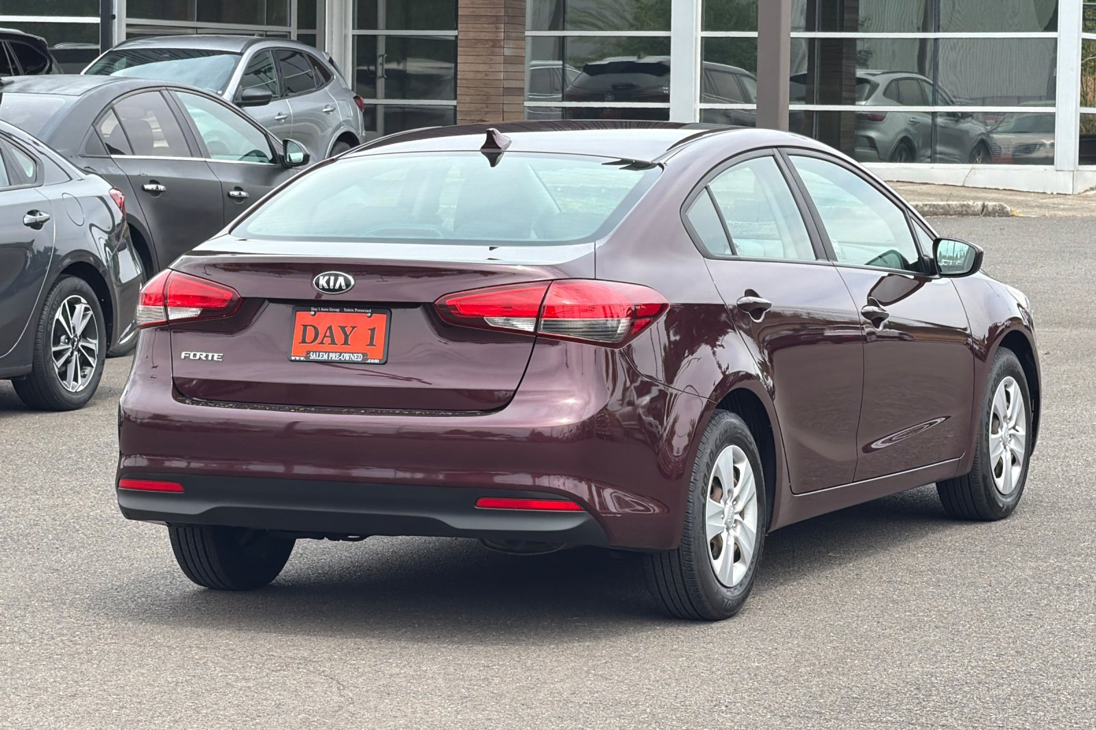 Used 2018 Kia Forte LX FWD image 5