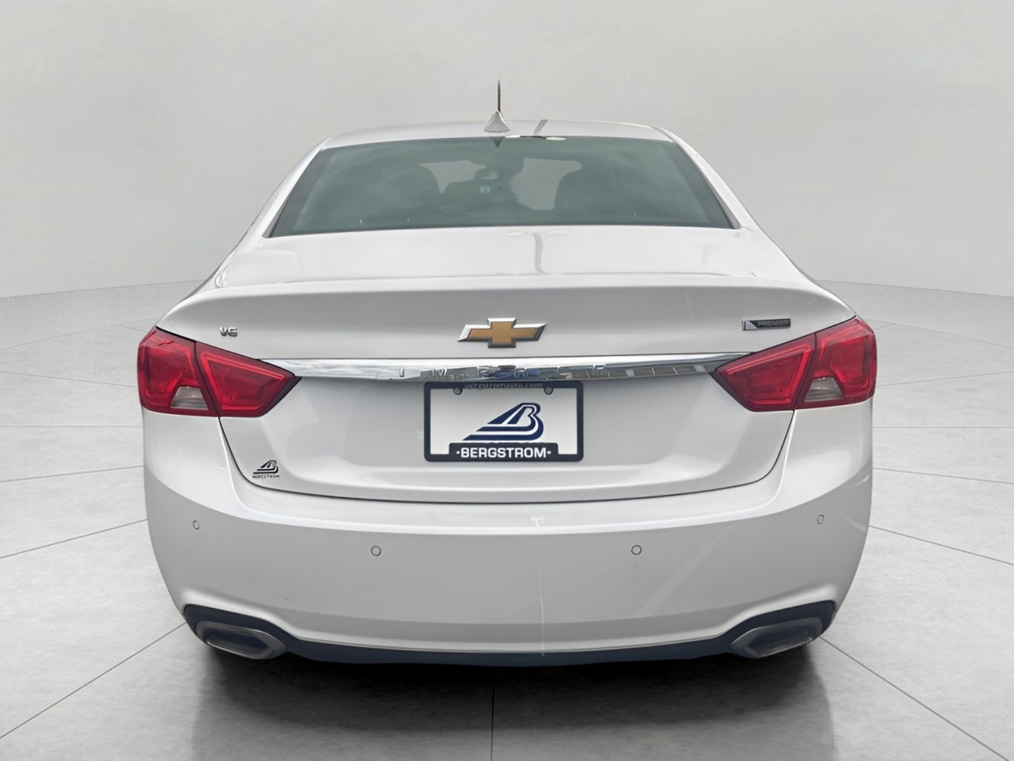 Used 2018 Chevrolet Impala Premier w/ Premier Confidence Package FWD image 5