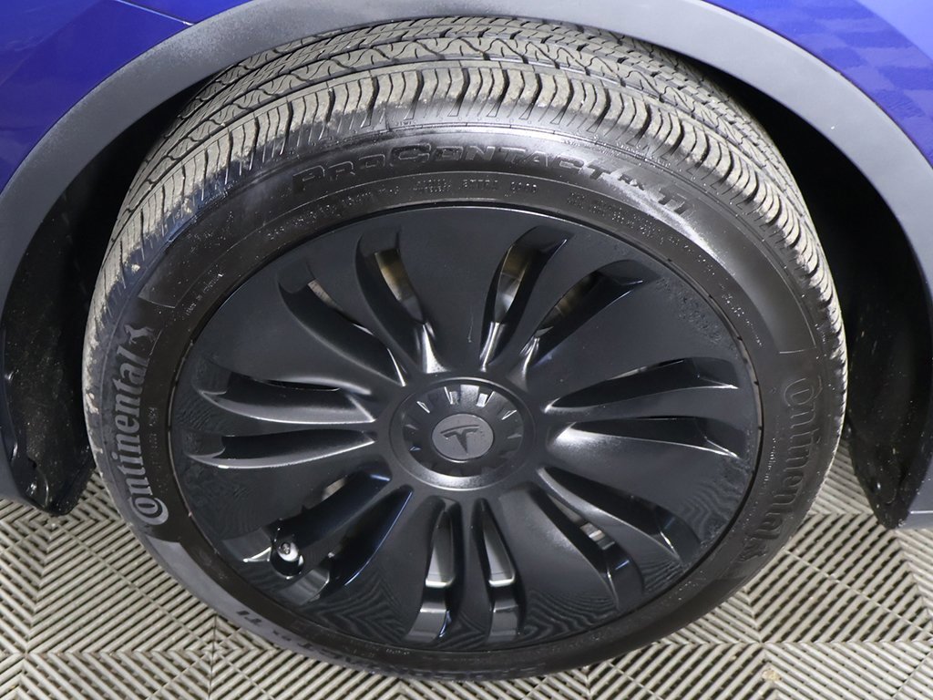 Used 2020 Tesla Model Y Long Range image 20