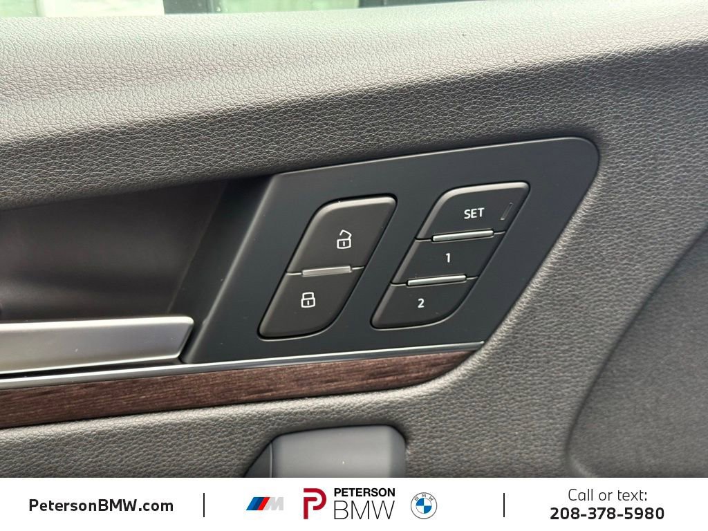 Used 2022 Audi Q5 e Premium w/ Convenience Package image 26