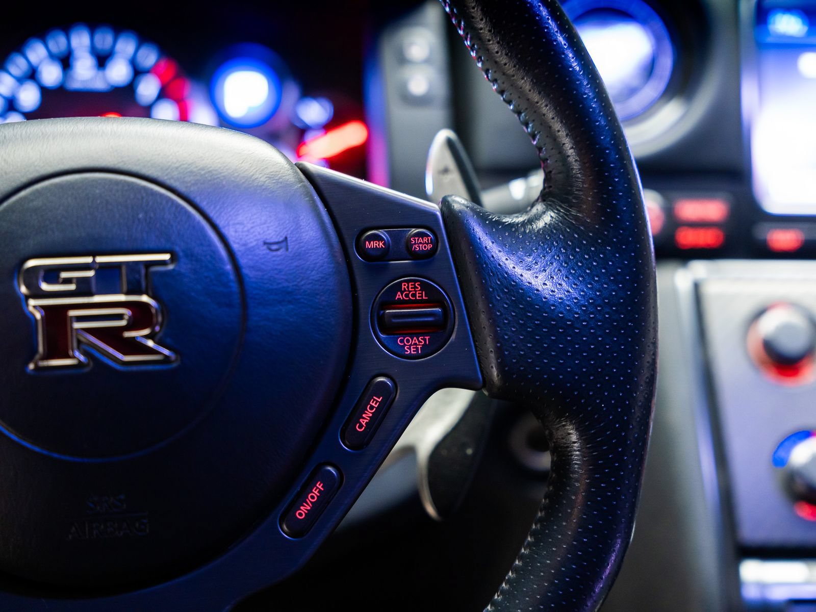 Used 2014 Nissan GT-R Premium AWD/4WD image 55
