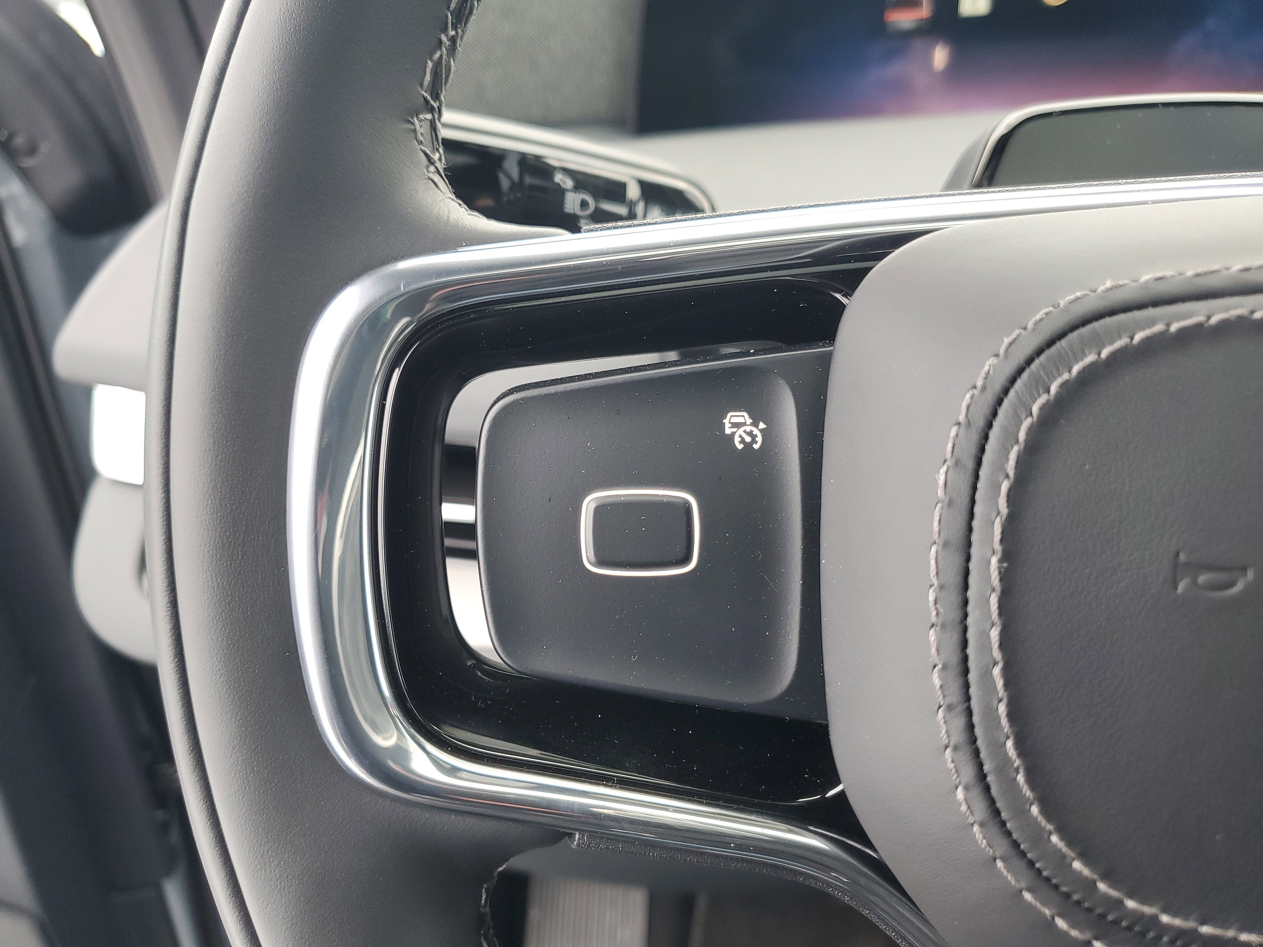 New 2025 Lincoln Navigator Reserve w/ Jet Appearance Package image 17