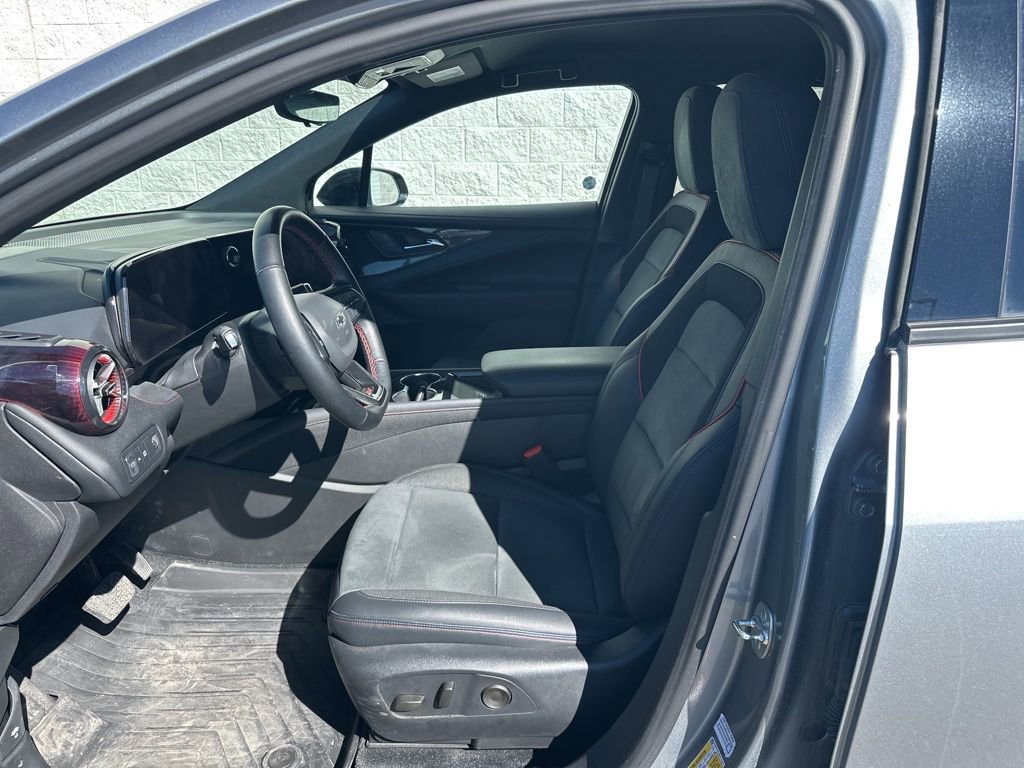 Used 2024 Chevrolet Blazer EV RS image 10